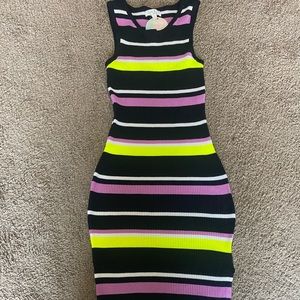 Multi color body con